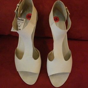 Women's wedge sandals